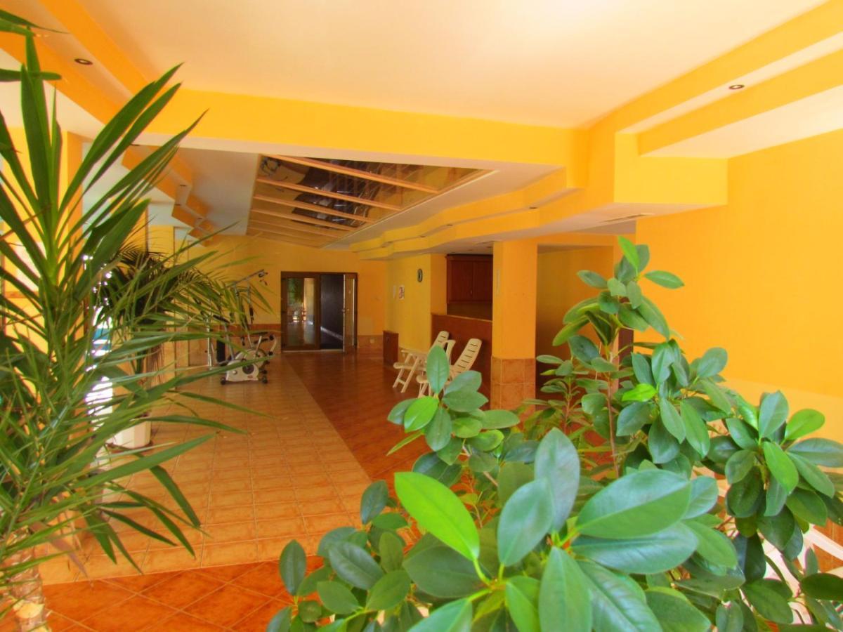 Balaton Wellness Apartman Siofok Exterior photo